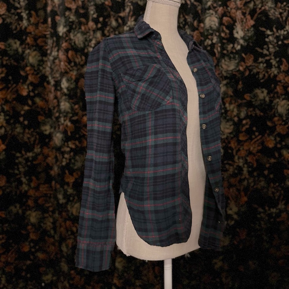Abercrombie & Fitch Button Down - Women’s Size XS